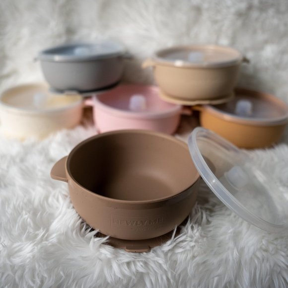 Silicone Bowl with clear lid - Picture 2 of 10